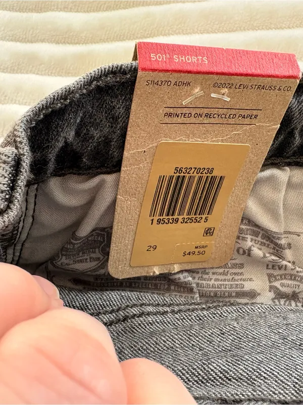NWT Levi's 501 Women's Charcoal Gray Cutoff Denim Shorts Size 29 - Image 7