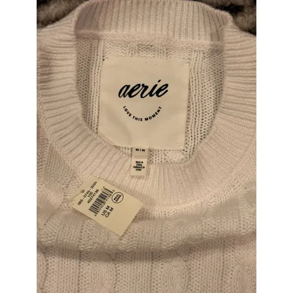 New Aerie women's medium white knit cropped crew neck sweater MSRP $60 - Image 2