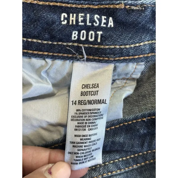 Aeropostale Chelsea Boot Jeans Womens Low Rise Denim Size 14 Reg Zip - Image 4