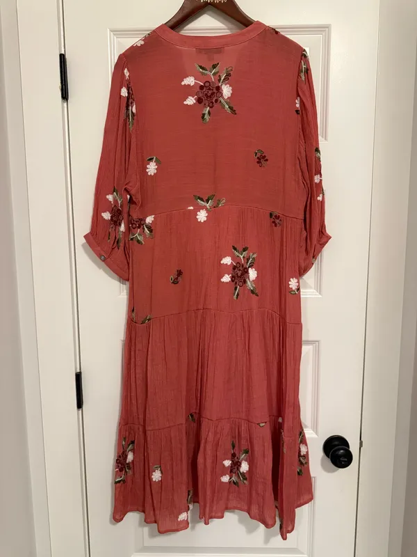 Figueroa and Flower Embroidered Floral Midi Dress - Image 2