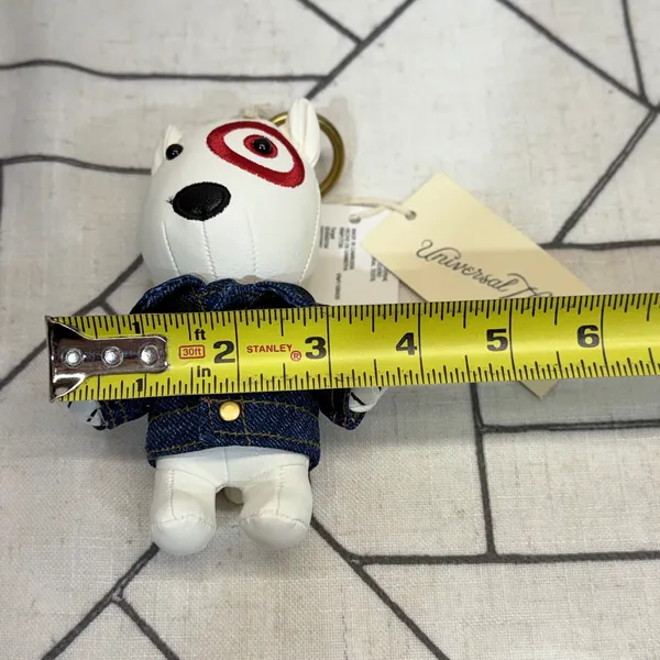 Universal Thread Target Bullseye Dog Keychain Charm OS White Denim Jacket NWT - Image 3