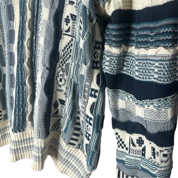 Cotton On COOGI Inspired 3D Textured Patterned Sweater Size Large - Image 2