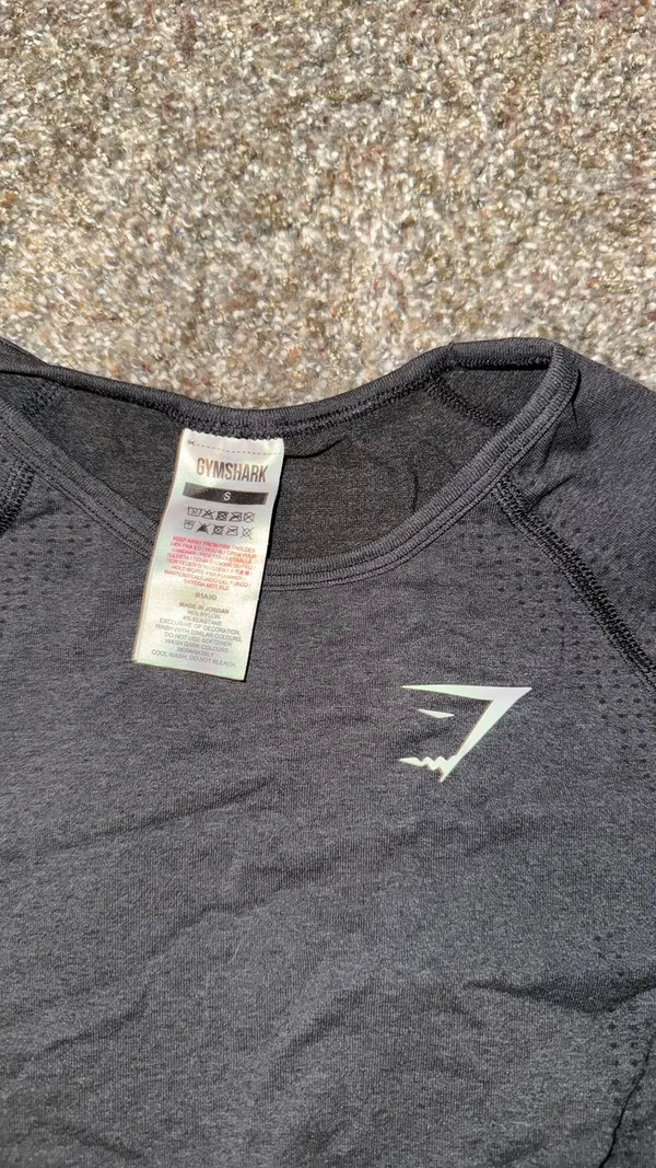 Gymshark Leggings and Longsleeve Top Set - Image 2