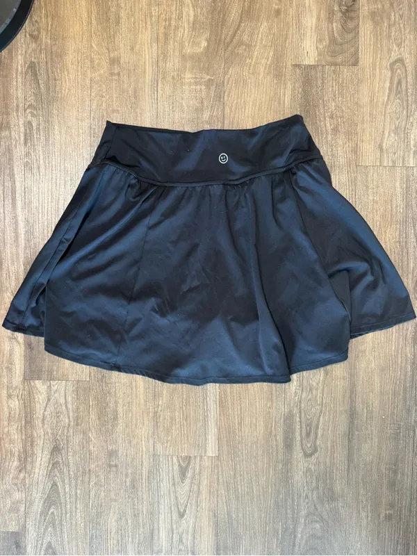 Gilly Hicks Black Athletic Skort with Elastic Waistband - Image 4