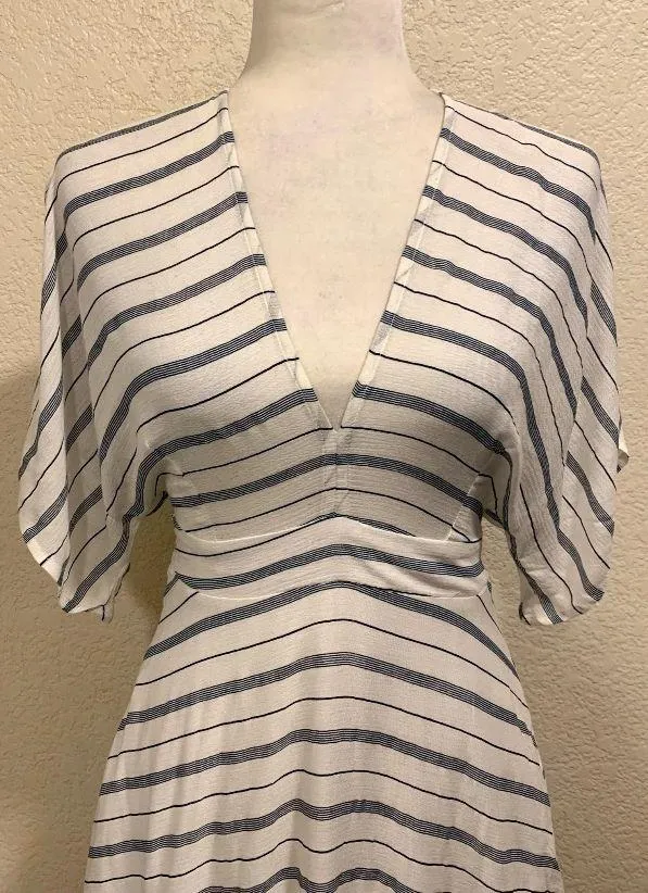 En Crême Striped Summer White/Blue Dress - Image 2