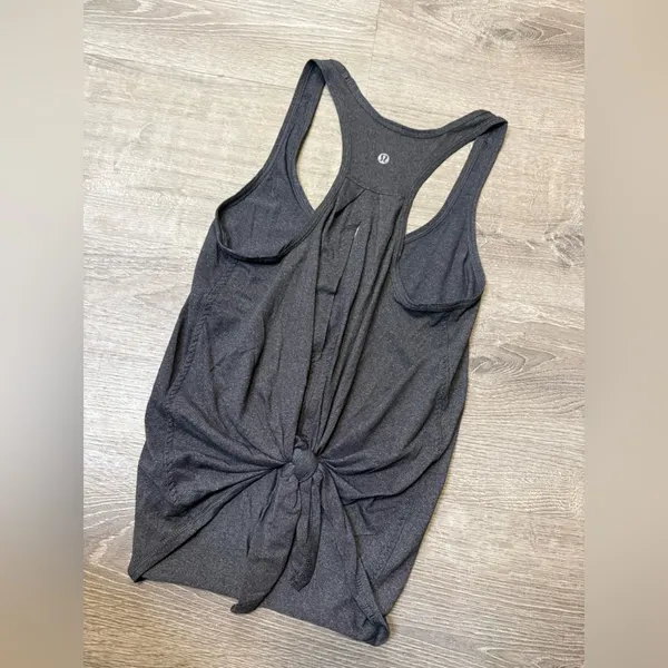 •Lululemon• Salute The Sun Tank Top - Image 5