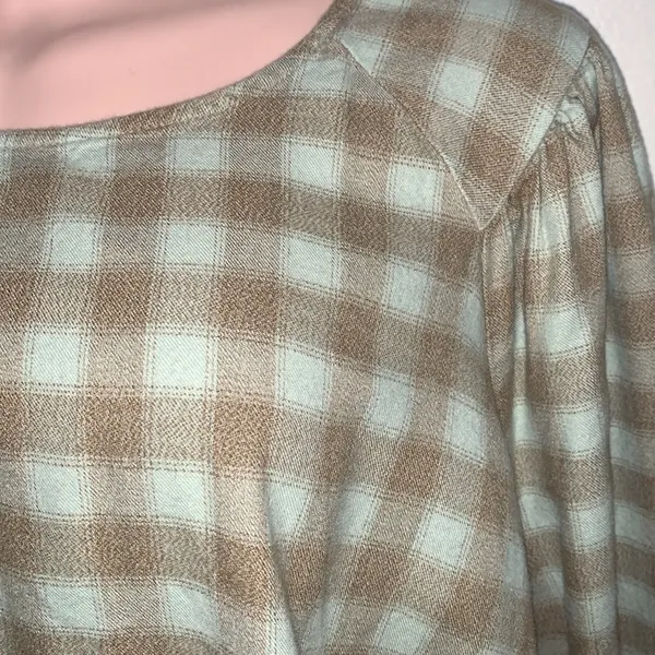 Ava & Viv woman plus size 2X long sleeve blouse top green & brown squared - Image 3