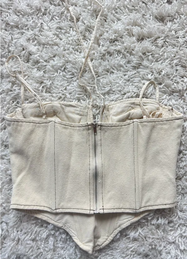 White Fox Boutique Corset Cream - Image 3