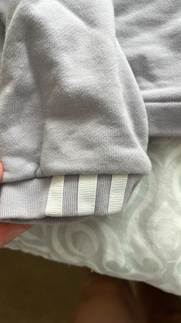 Adidas Cropped Hoodie - Image 4