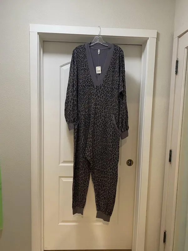 Free People Just Because Leopard Jumpsuit Womens Medium Gray Long Sleeve Lounge - Image 2