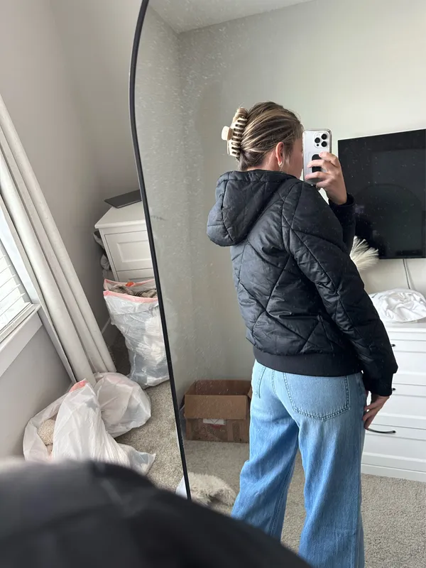 Black Puffer Jacket with Hood Size M - Image 4