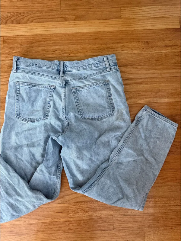 Gap mom Jeans  - Image 4