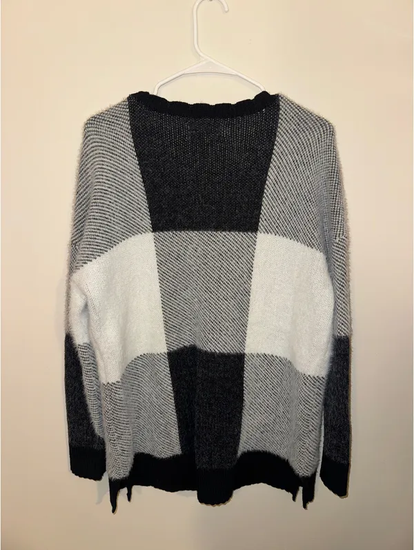 Ellie Checkered Sweater - Image 3