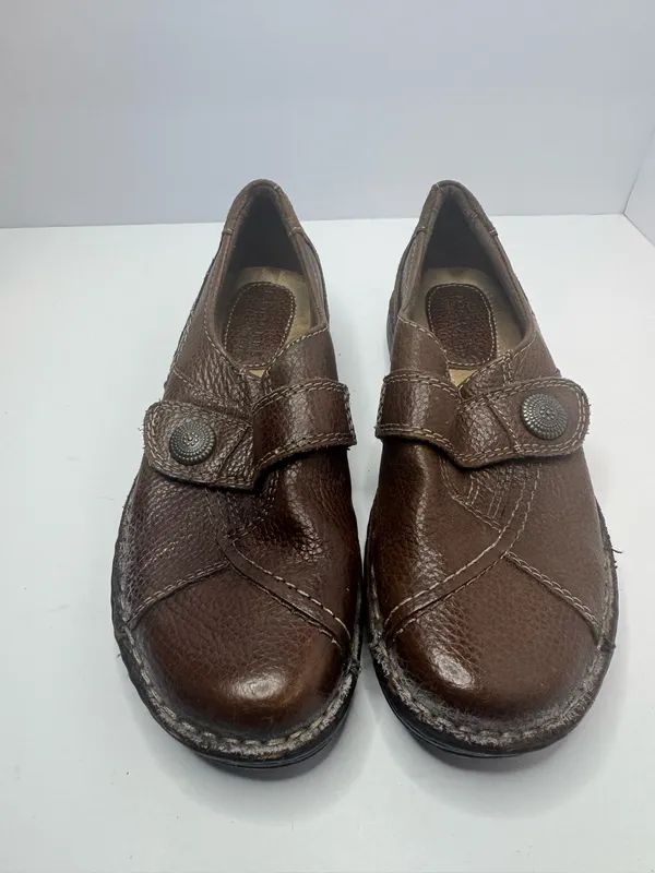 Earth Origins By Earth Brown Leather Slip Ons Size 6M - Image 2