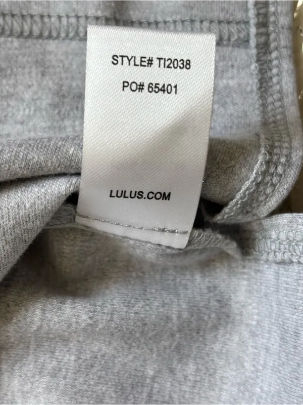 Lulu's Light Gray Lace-Up V-Neck Hoodie Sweater Size XS - Image 9