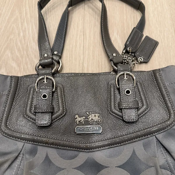 Coach Signature Madison Satchel Bag - Image 2