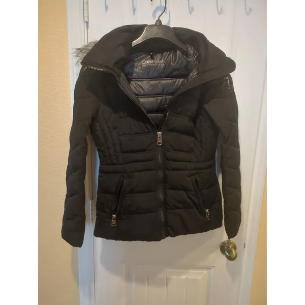 Calvin Klein Women's Hooded Puffer Jacket Size S - Image 5