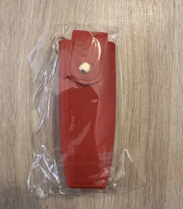 ELF Keychain for lipgloss/makeup with mirror new - Image 4