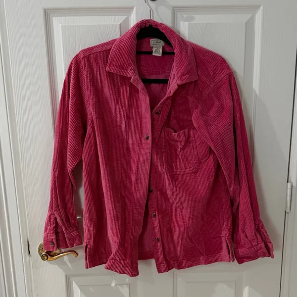 Vintage L.L. Bean Women’s Corduroy Shirt Jacket shacket in Pink/red size small - Image 2