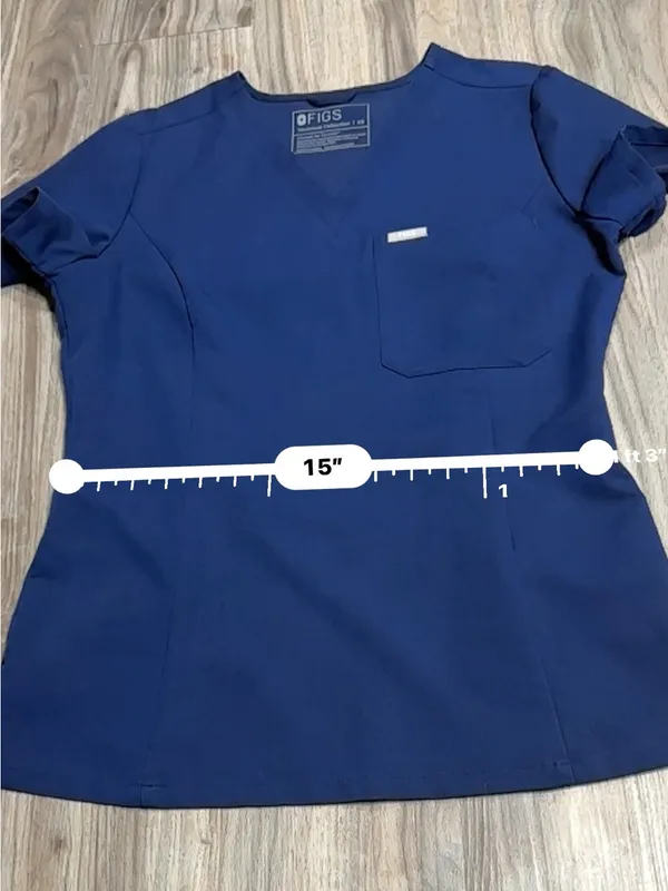 Figs Women’s Navy V-Neck Medical Top - Image 10