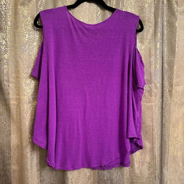 Free People We The Free Purple Rayon Linen Blend Cold Shoulder T Shirt Large - Image 2