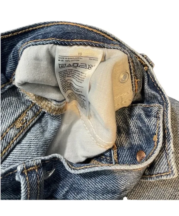 Old Navy Women's Blue Denim Cut-Off Shorts Size 10 High Rise Distressed Button - Image 5