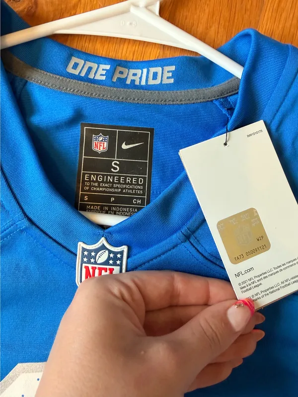 Detroit NFL Lions Jersey - Image 3