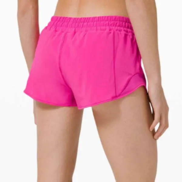 Lululemon Hotty Hot Low-Rise Short Sonic Pink - Image 2