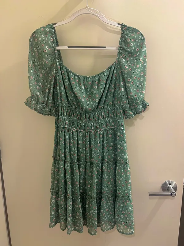 Trixxi Green Floral Dress - Image 2