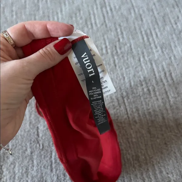 Vuori AllTheFeels Sports Bra in Scarlet Red - Image 5