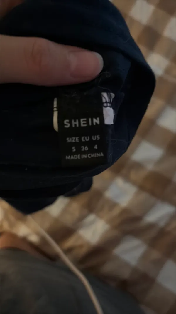 Shein Crop Top Navy Blue - Image 3