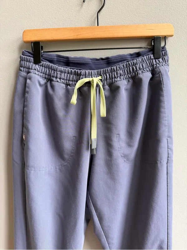 Figs Mari Skinny Jogger Scrub Pants in Space Navy Size Medium - Image 5