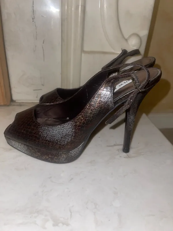 Steve Madden Dark Brown Snakeskin Peep-Toe Slingback Heels - Image 2