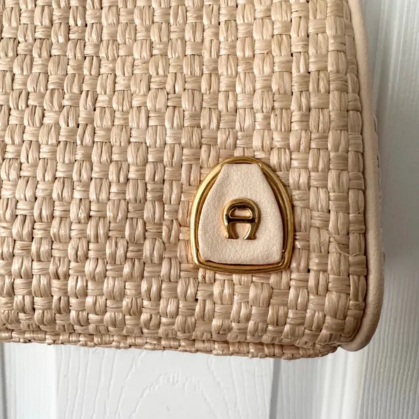 Etienne Aigner Vintage Woven Straw Leather Beige Crossbody Top Zip Bag - Image 5