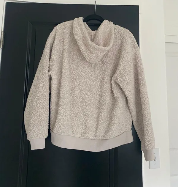 American Eagle Sherpa Hoodie - Image 2