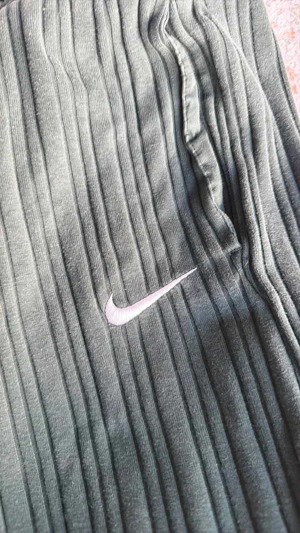 Nike Sweatshirt - Image 5