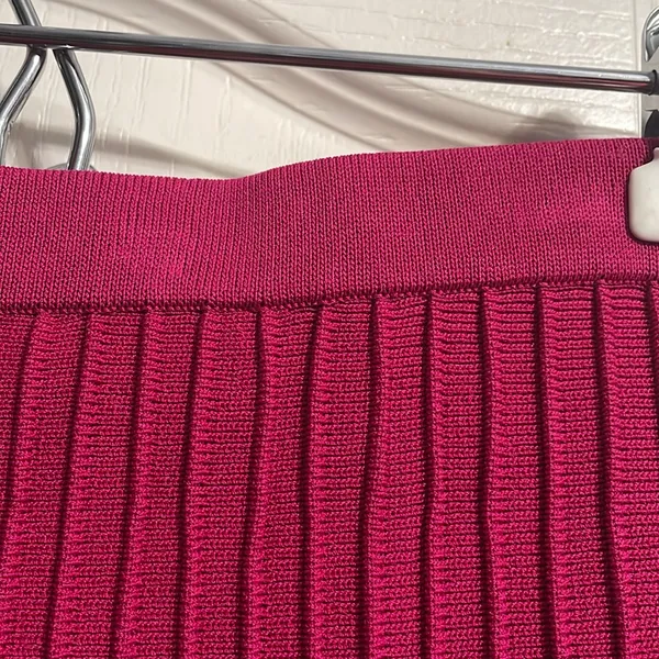 Cut25‎ by Yigal Azrouel Pink Techno Knit Skirt Preppy Coquette Academia Career - Image 4