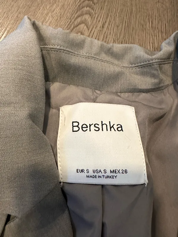 Bershka grey crop blazer jacket  - Image 3