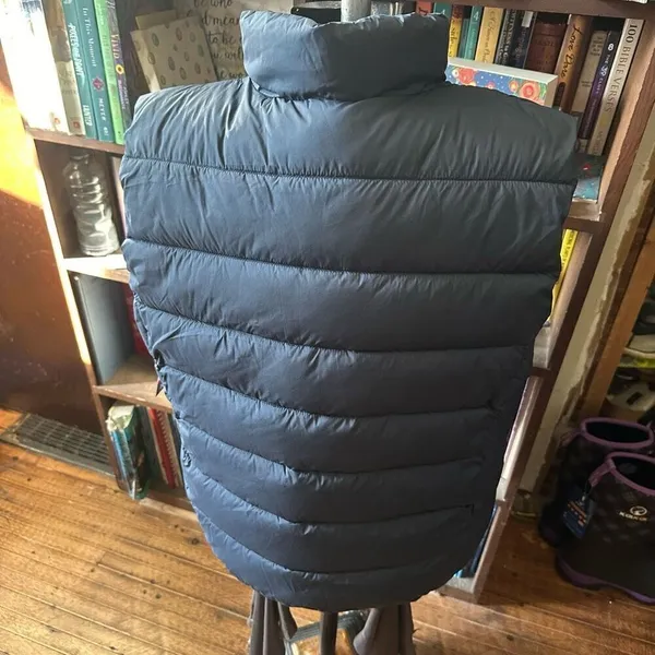 Champion Women's Quilted marshmallow Packable Puffer Vest - Image 4