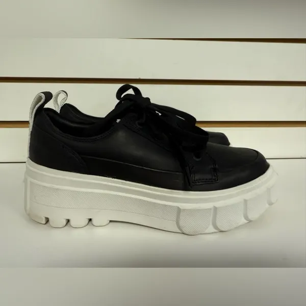 Sorel Caribou X Waterproof Chunky Platform Sneaker Size 9 Black & White Leather - Image 3