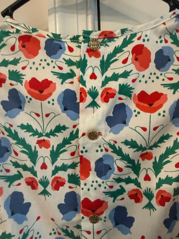 Emily McCarthy floral crop XS - Image 4