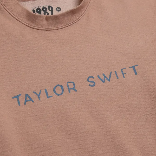 TAYLOR SWIFT 1989 (Taylor’s Version) Pink Crewneck, Size M, New w/o Tag SOO - Image 5