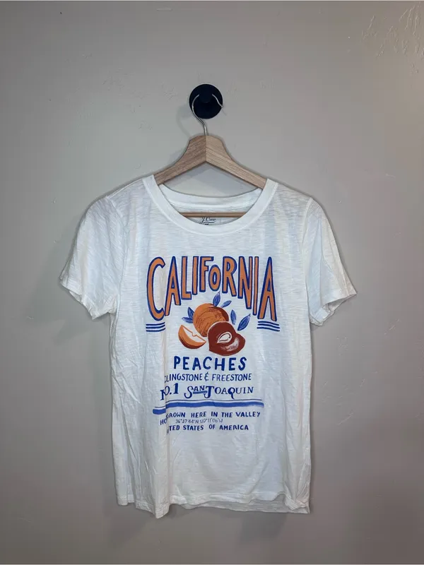 J Crew California Peaches Graphic Tee Size Medium NWOT - Image 6