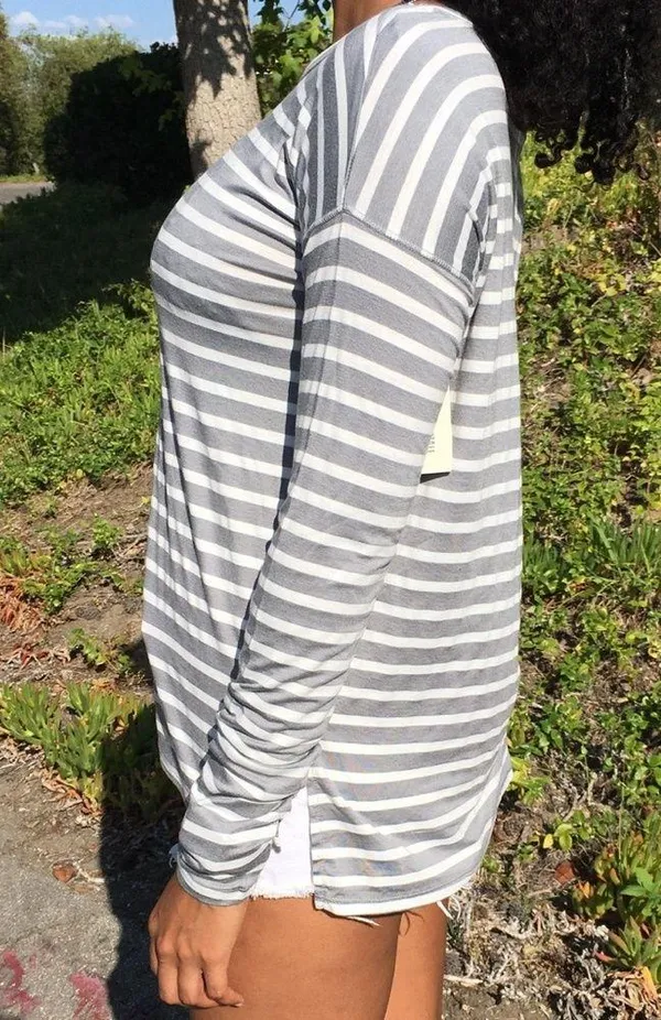 Aeropostale Gray and white striped long sleeve top - Image 6