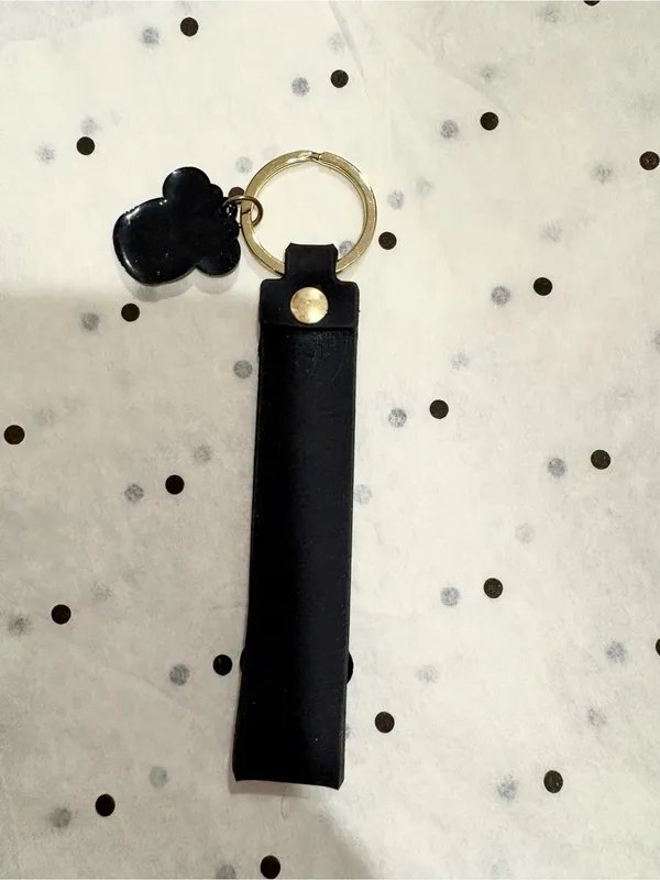 NWOT Minnie Rubber Key Chain Black With Gold Hardware - Image 3