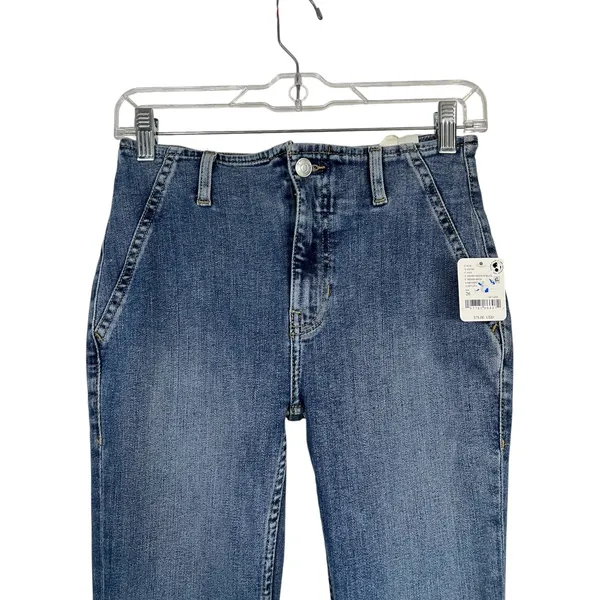NWT- We The Free Level Up Slit Slim Flare Jeans - Medium Blue Raw Hem Size 26 - Image 7