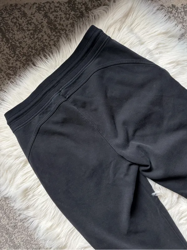Old Navy Dynamic Fleece joggers - Image 10