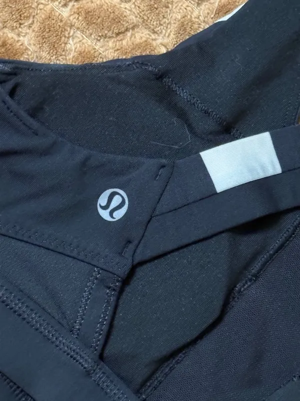 Like New Lululemon Run: Stuff Your Bra Sports Striped Black White Size 4 S - Image 6
