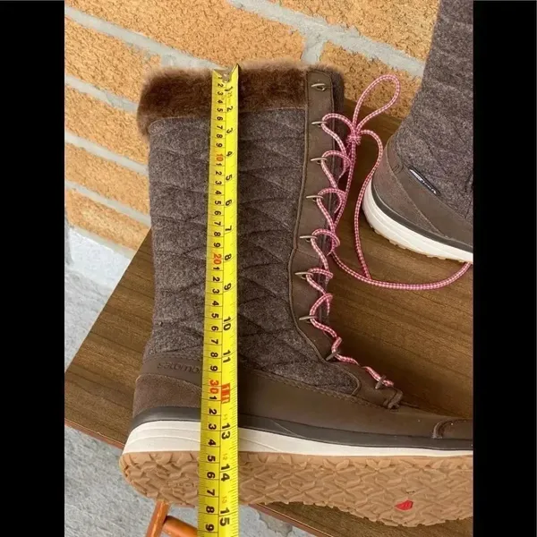 Salomon tall fur boots size 7.5 - Image 12