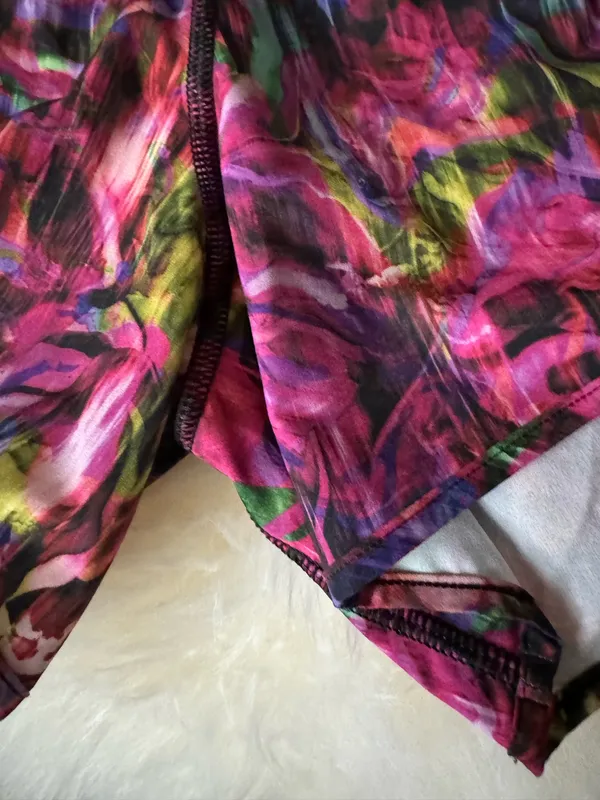 Lululemon Shorts Hotty Hot - Image 2